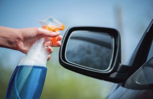 Faire du liquide lave-glace maison – La recette de grand-mère Faire du liquide lave-glace maison