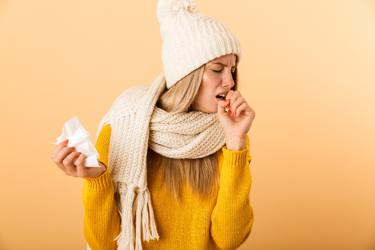 photo femme tousse