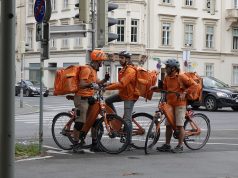 Aider ses parents âgés : les atouts de la livraison de courses à domicile courses à domicile