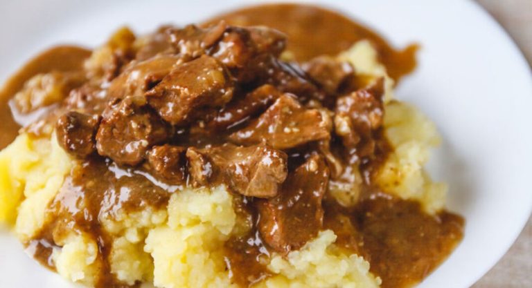 Émincé de porc à la moutarde : La recette de grand-mère