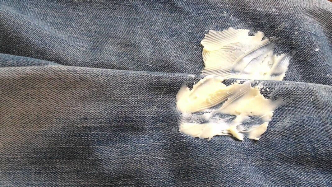 retirer une tache de beurre sur un tissu